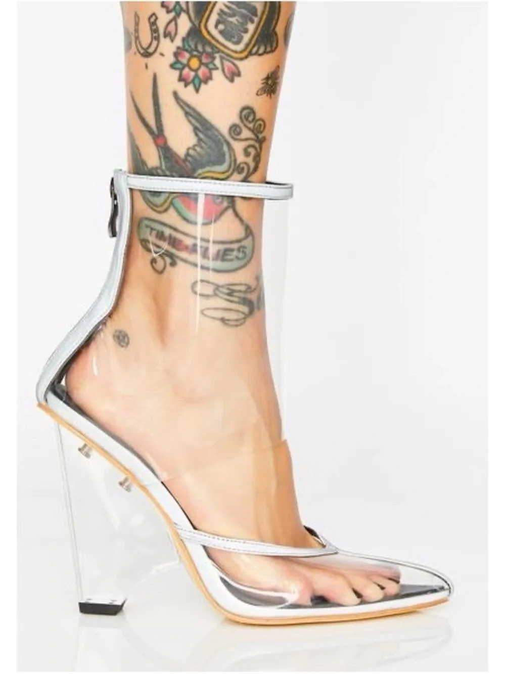 Azalea Wang Kitty Reflective Silver Clear PVC Lucite Heel Size 11 NWT